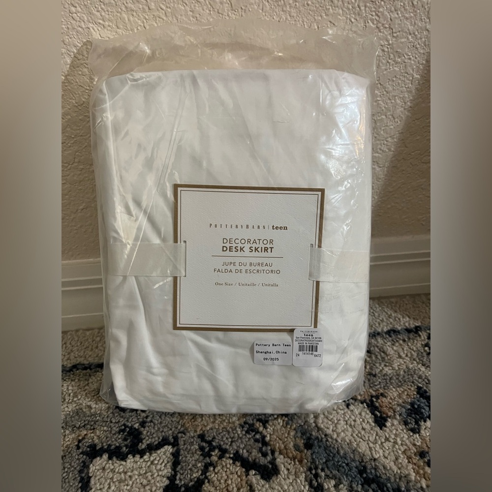Pottery Barn Teen White Desk Skirt